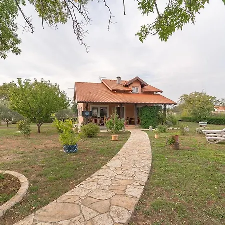 Haus Toni Fuer 9 Personen Holiday home *