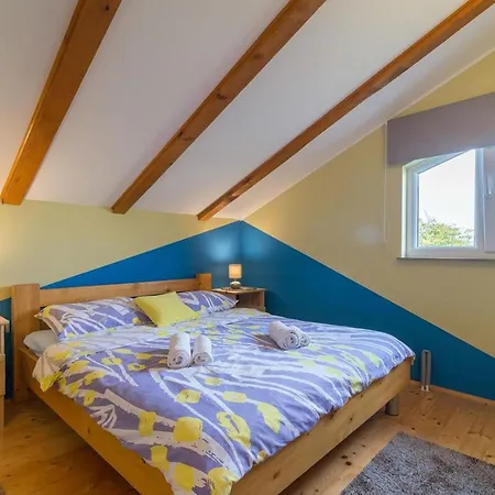 Haus Toni Fuer 9 Personen 別荘 *